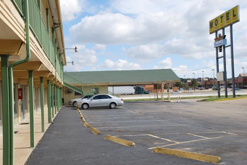 Thunderbird Motel Hillsboro Exterior photo